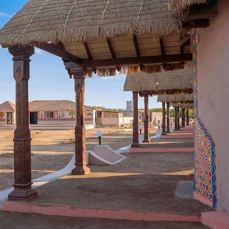 Dholavira Village Resort Экстерьер фото