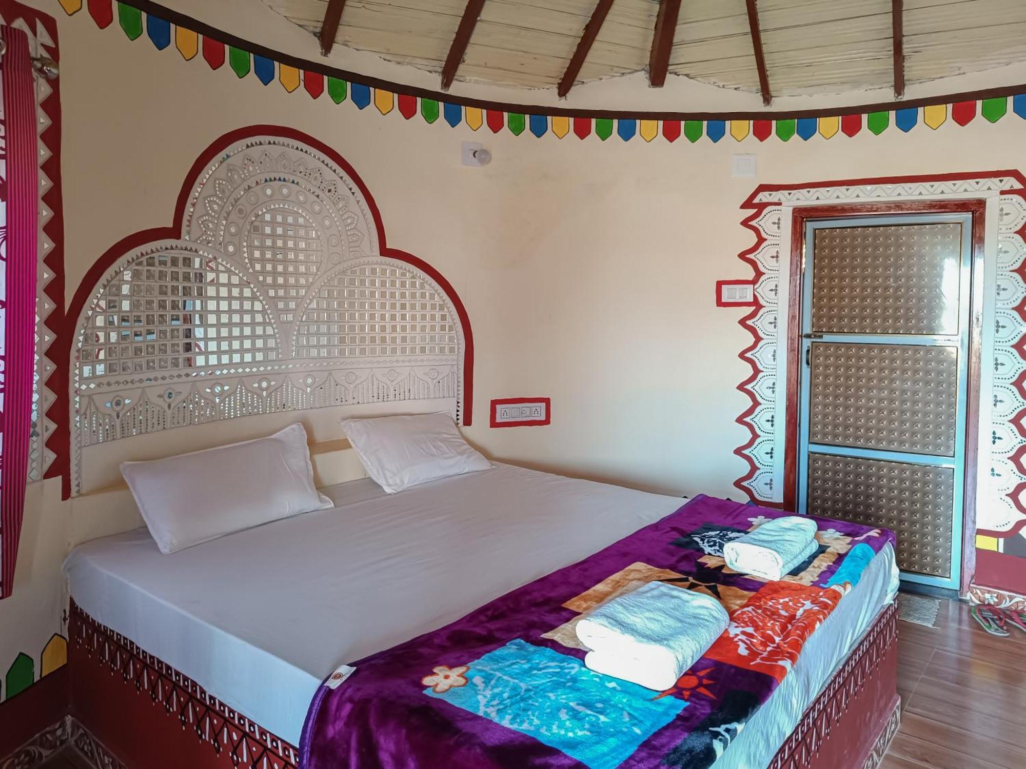Dholavira Village Resort Экстерьер фото